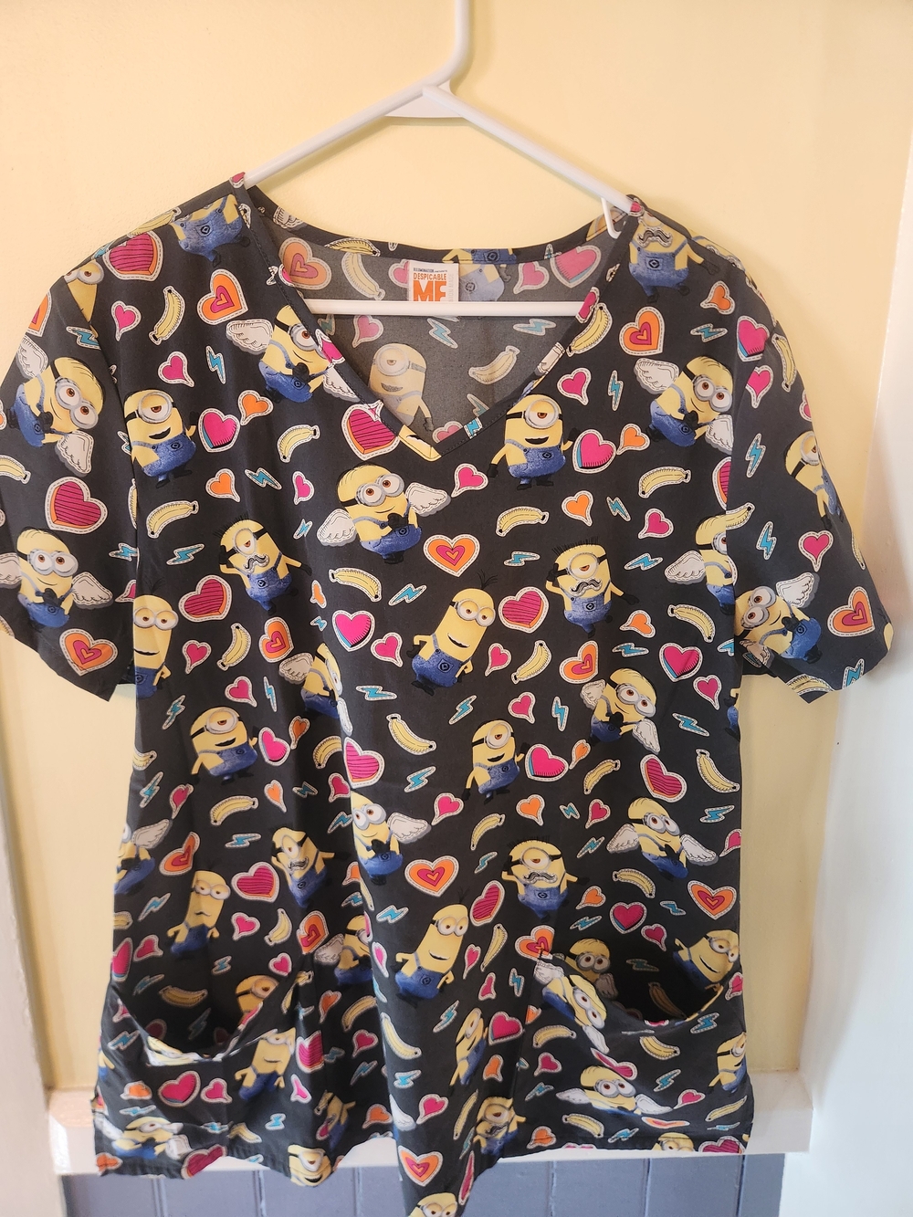 Universal Black Scrub Minions and Pink Hearts